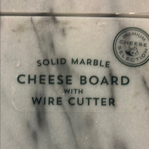 Marble Cheese Board with Wire Cutter - Picture 10 of 14